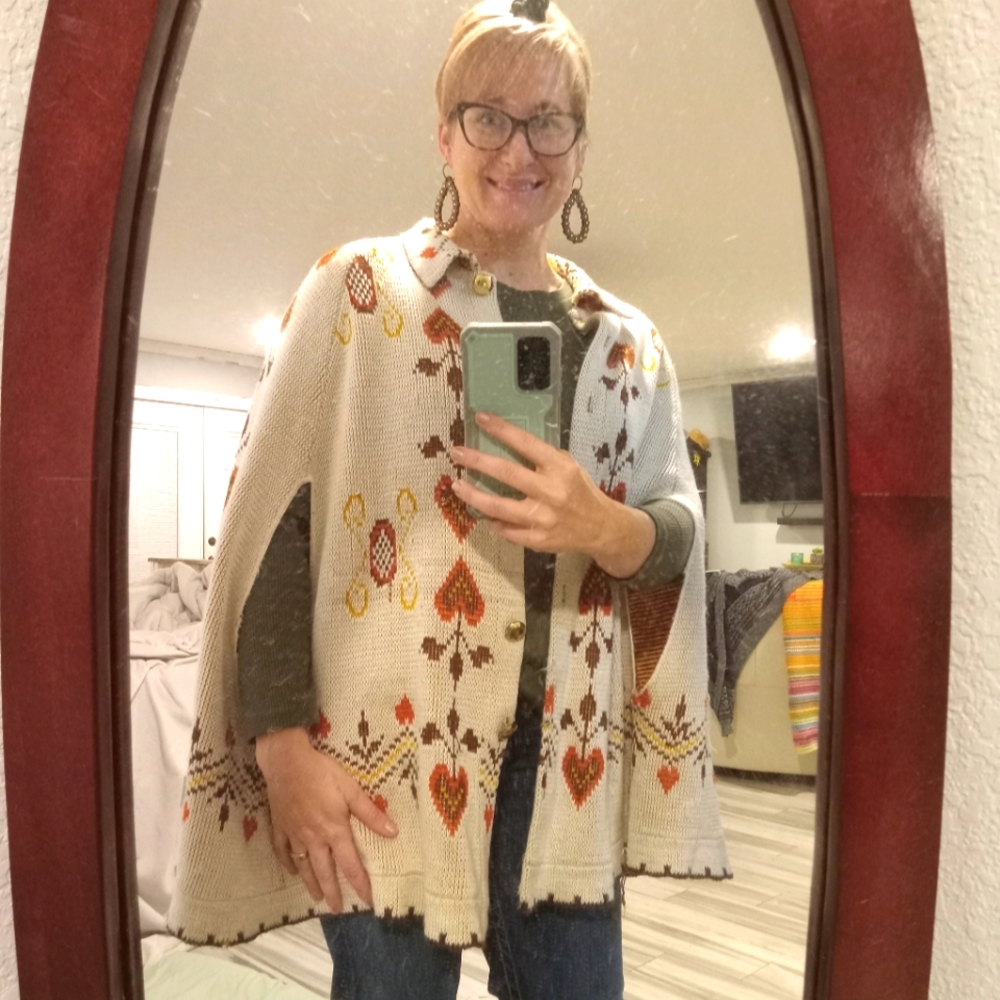 Vintage 1970s Poncho